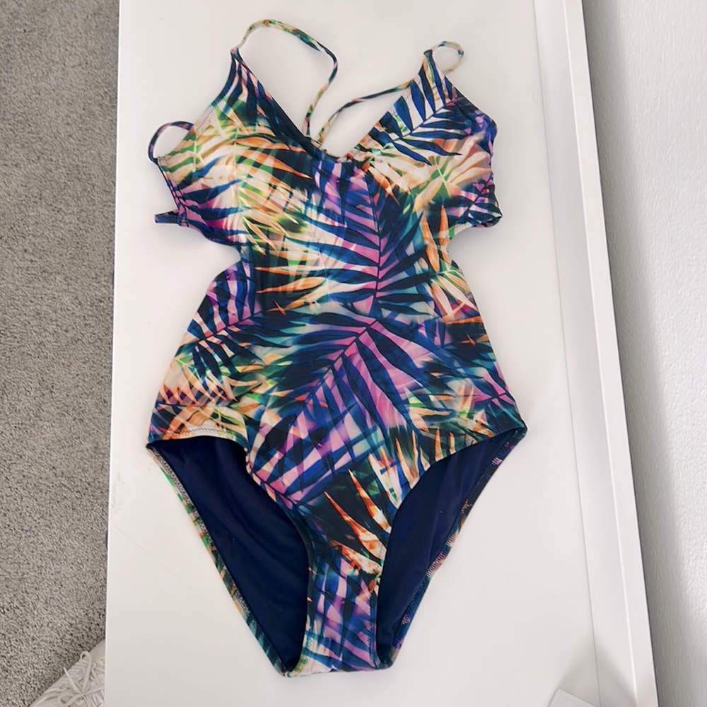 OYSHO swimsuit